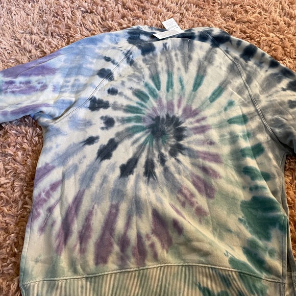 American Eagle tie dye pullover - Picture 4 of 4